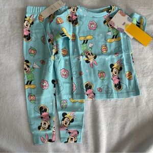 ⭐️NWT ❤️Disney Easter pajamas